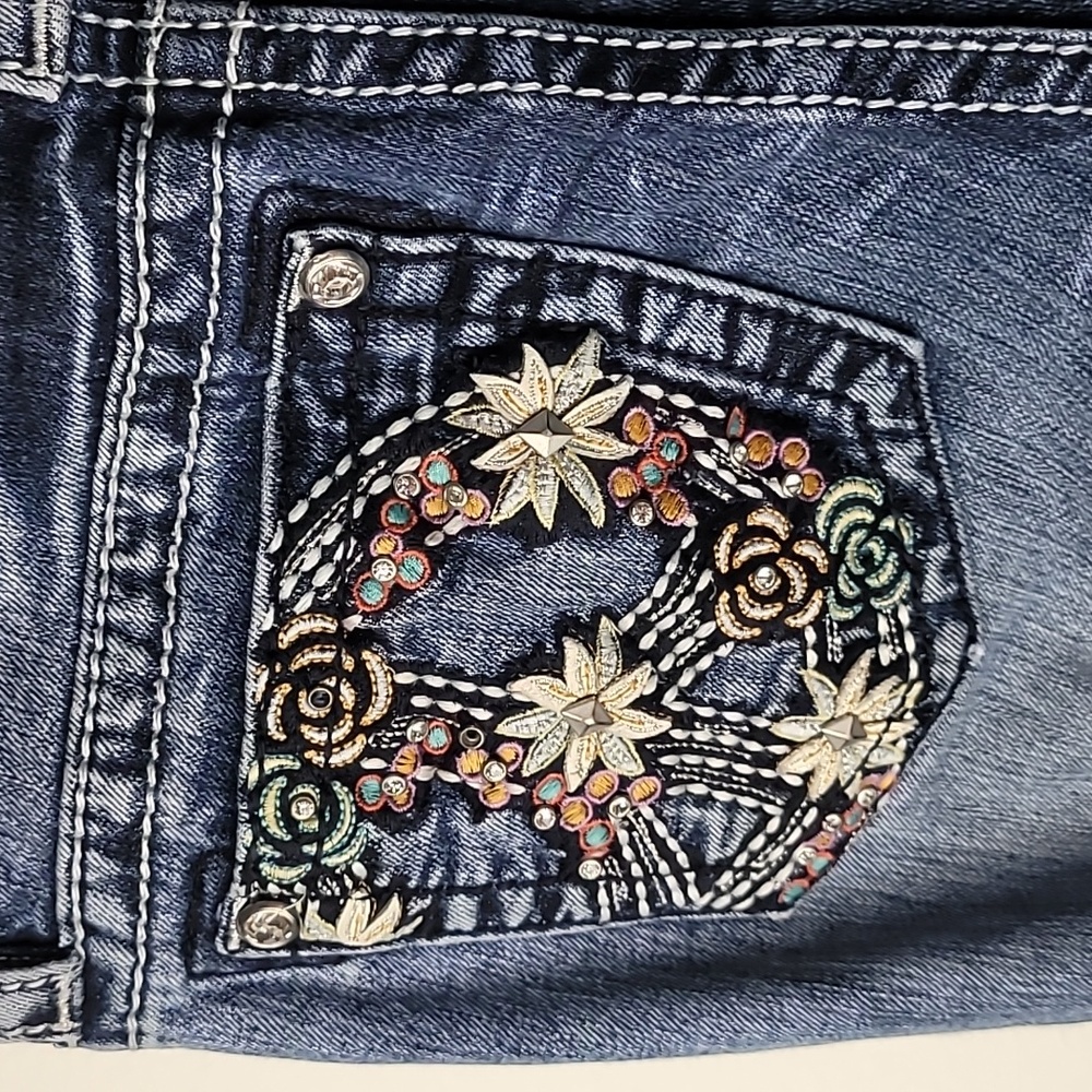 Miss Me Jeans Signature Skinny Floral Stitching Size 28 - Picture 2 of 9